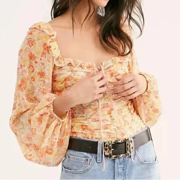 Free People Mable‎ Printed Blouse in Spring Floral - Picture 1 of 13